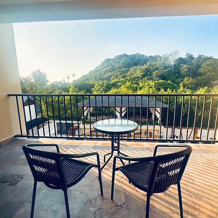Ocean Pie Phuket - Adult Only Ξενοδοχείο Rawai Εξωτερικό φωτογραφία