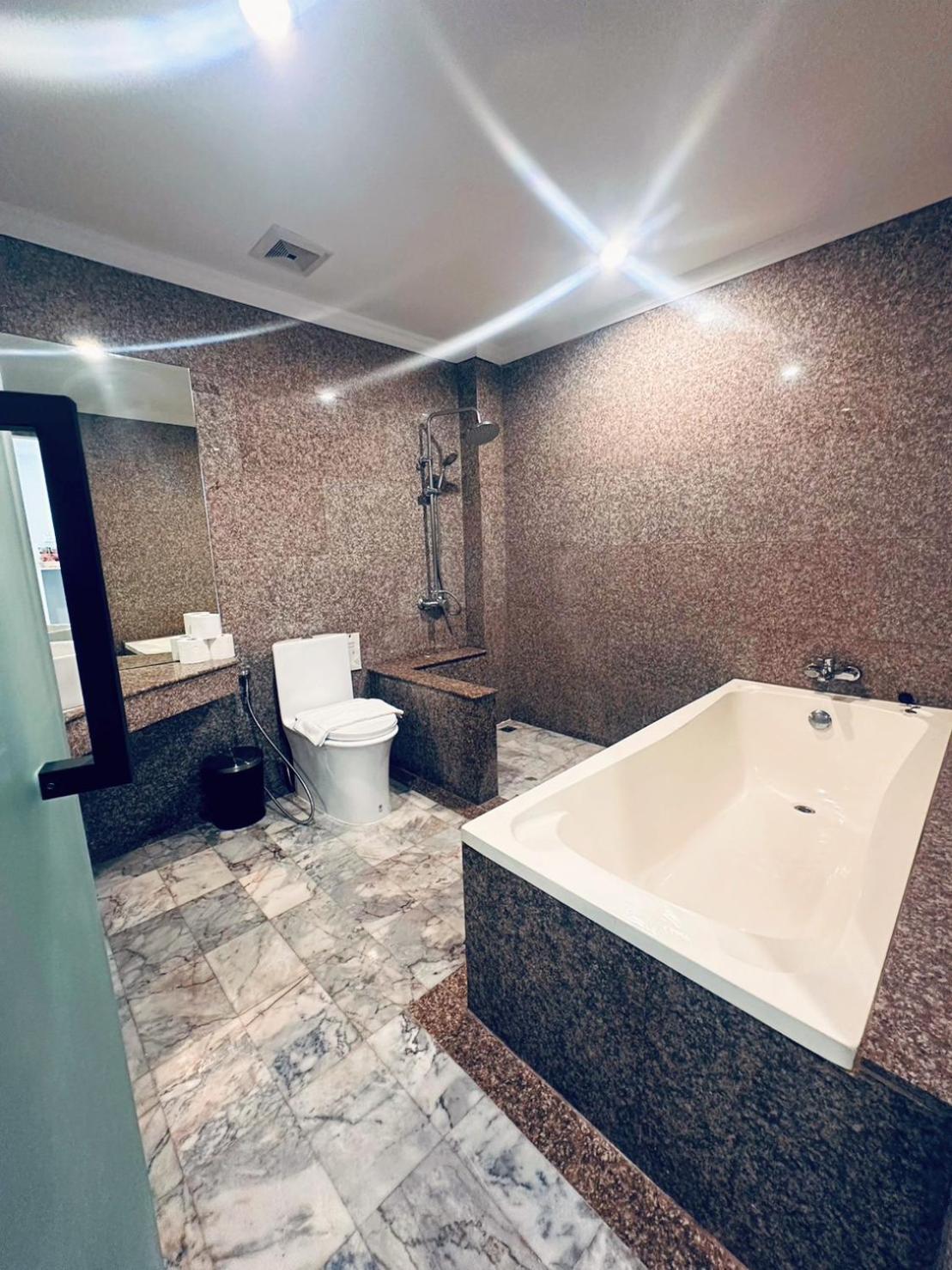 Ocean Pie Phuket - Adult Only Ξενοδοχείο Rawai Εξωτερικό φωτογραφία